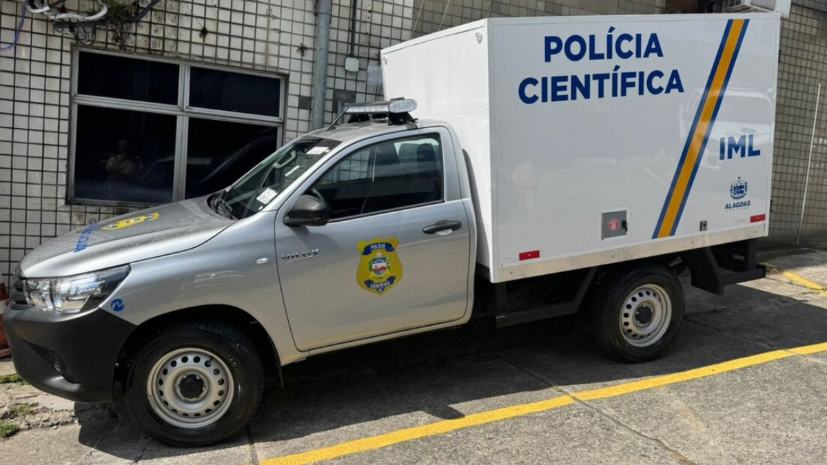 Feto é encontrado em prédio em construção no Tabuleiro do Martins, em Maceió Descoberta foi feita por trabalhadores da obra durante a manhã desta terça-feira (29). Polícia Civil apura se houve aborto provocado ou espontâneo.