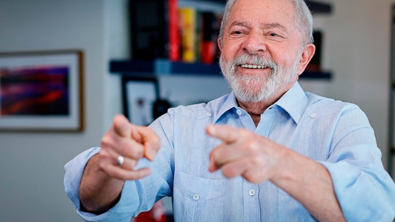 Governo Lula tem aumento de 15% ao ano nos gastos com propaganda em relação à gestão Bolsonaro Com média anual maior que a de Bolsonaro, governo Lula já gastou R$ 4,2 bilhões em propaganda em dois anos