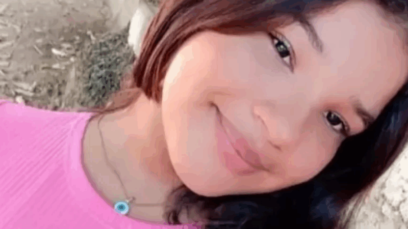Jovem que estava desaparecida há 25 dias é achada sem vida em Maceió A Polícia Civil de Alagoas confirmou, na tarde deste sábado (3), o encontro do corpo da adolescente Ana Beatriz Moura, de 15 anos, que estava desaparecida há mais de 25 dias.